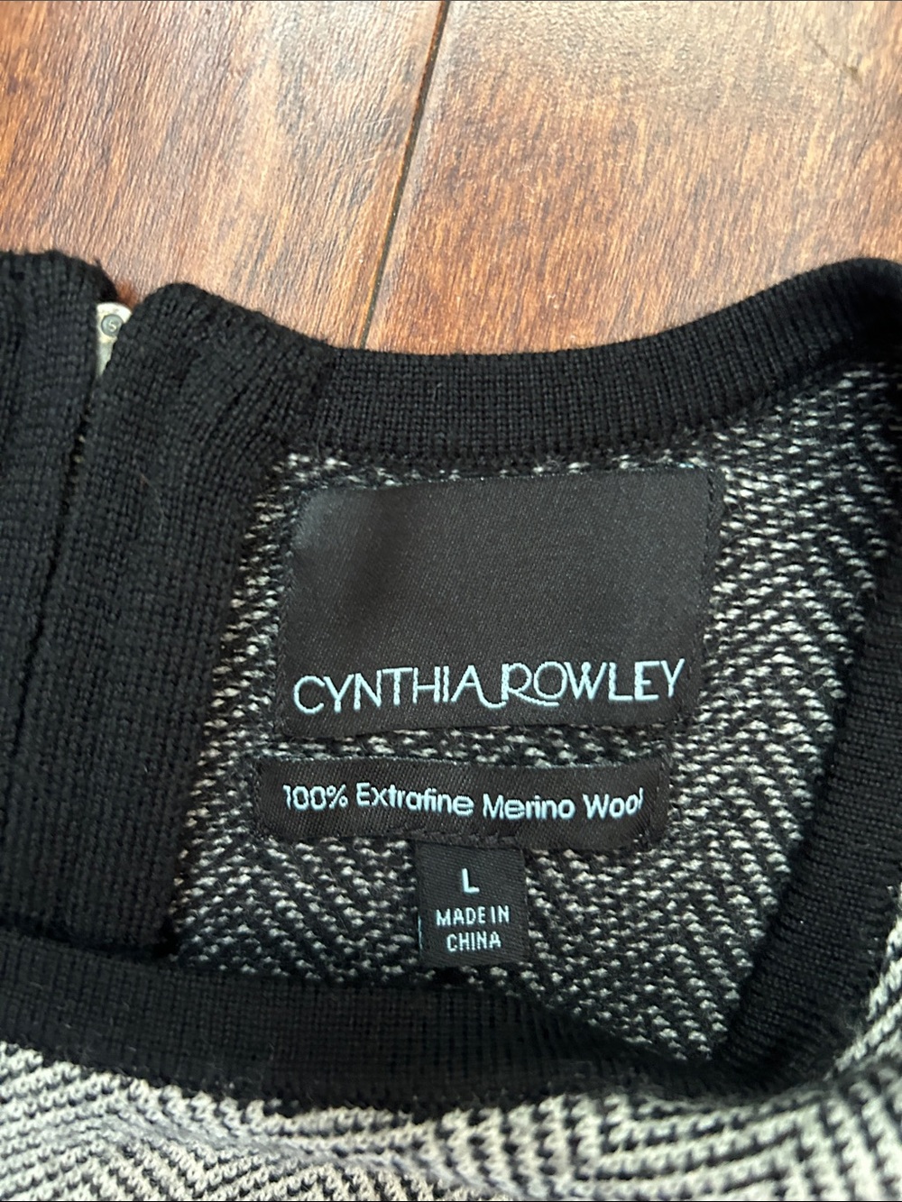 Cynthia Rowley 100% Extra Fine Merino Wool Herringbone Long-Sleeve Dress, Size L - Picture 13 of 14